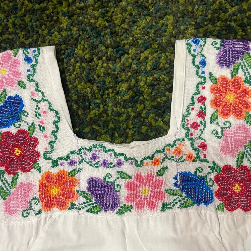 Vintage Handmade Embroidered Sack Dress Floral - Women’s Size Medium - Picture 4 of 9